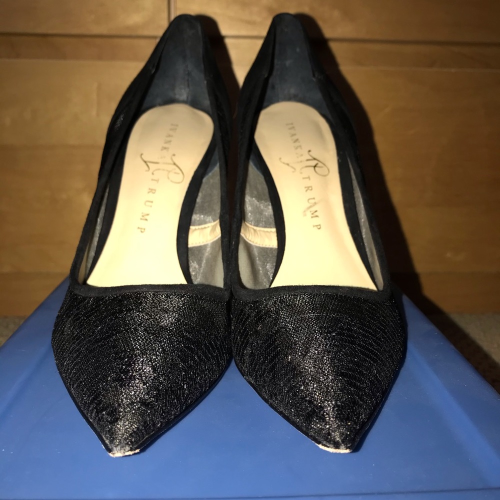 Ivanka Trump black heels